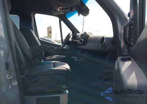 2023 Mercedes-Benz Sprinter 2500 Standard Roof 4-Cyl Gas from USA, damaged, VIN W1Z40FHY9PT144516